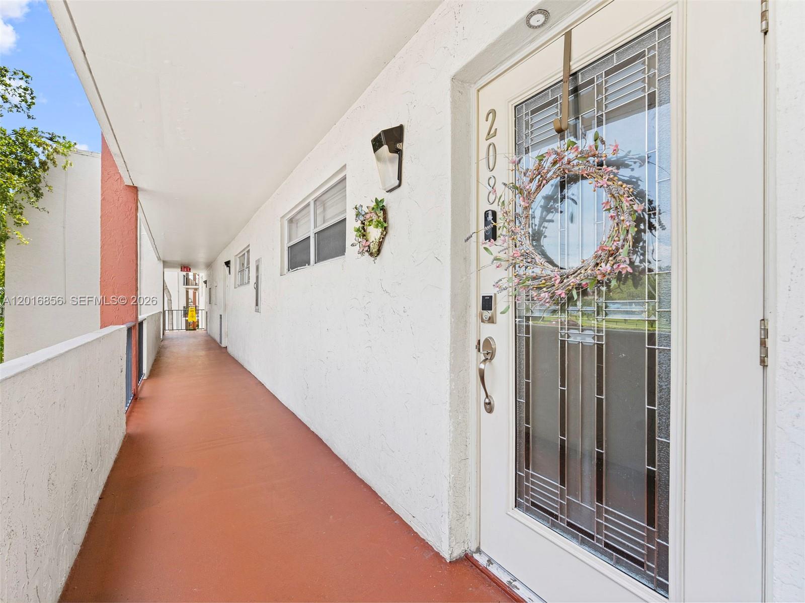 HOLLYBROOK GOLF AND - Residential