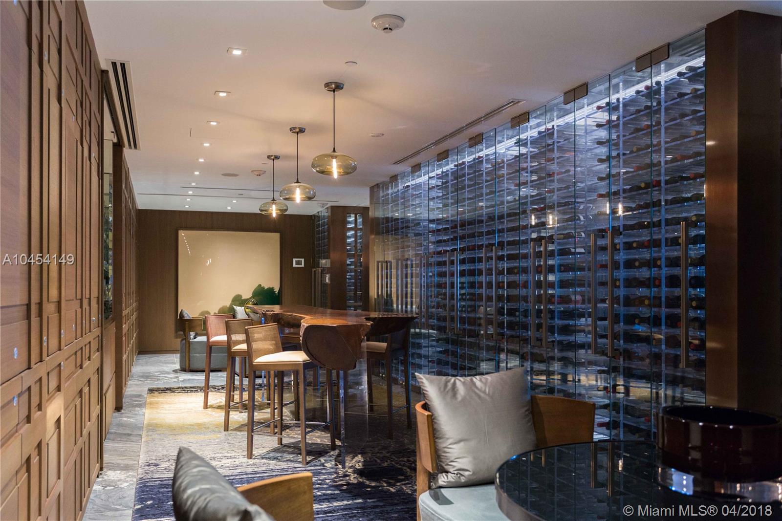 2711 HOLLYWOOD BEACH COND - Residential