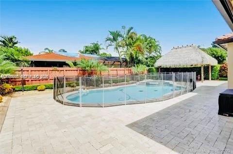CENTURY GARDENS AT TAMIAM - Residential