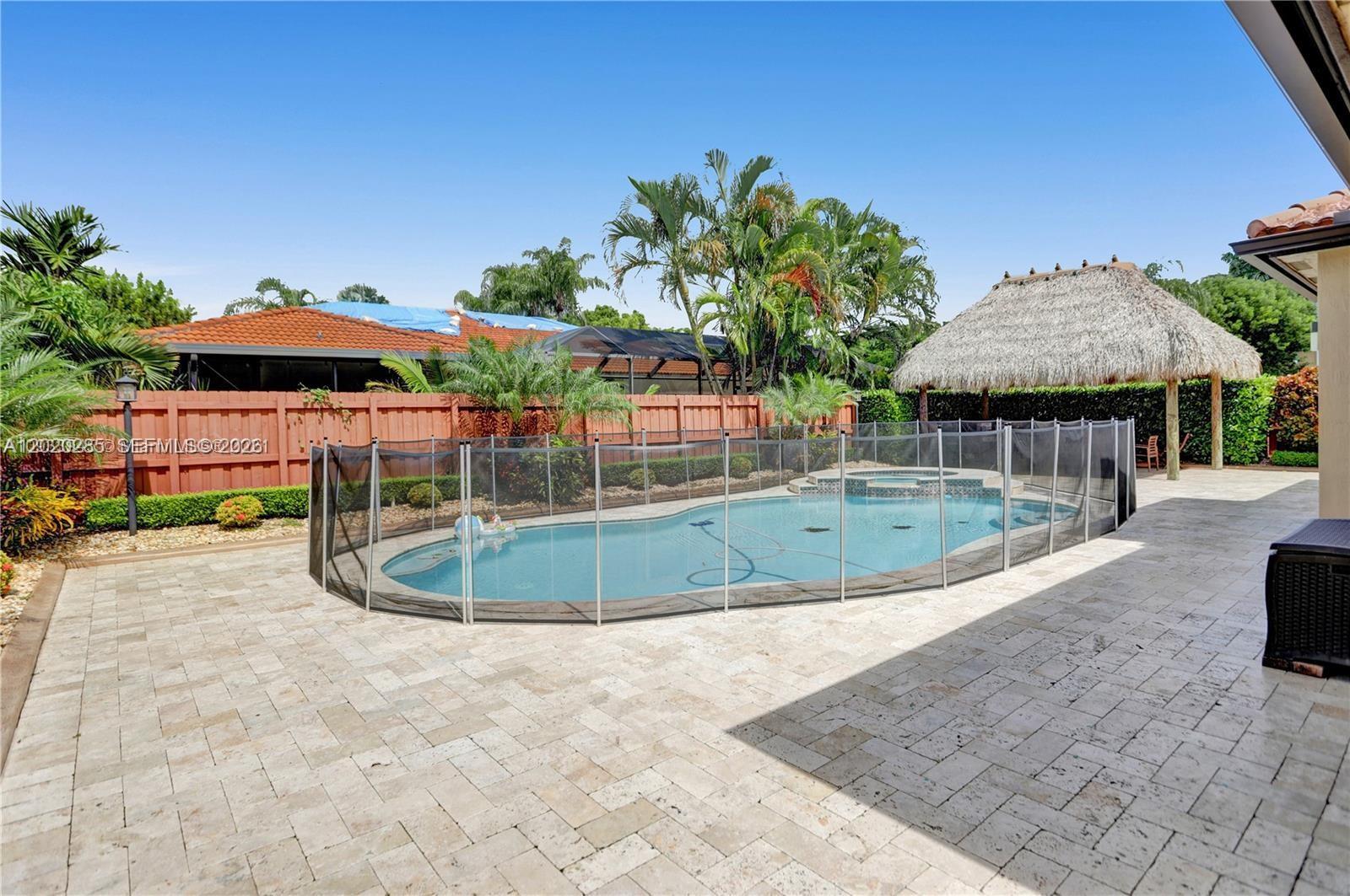 CENTURY GARDENS AT TAMIAM - Residential