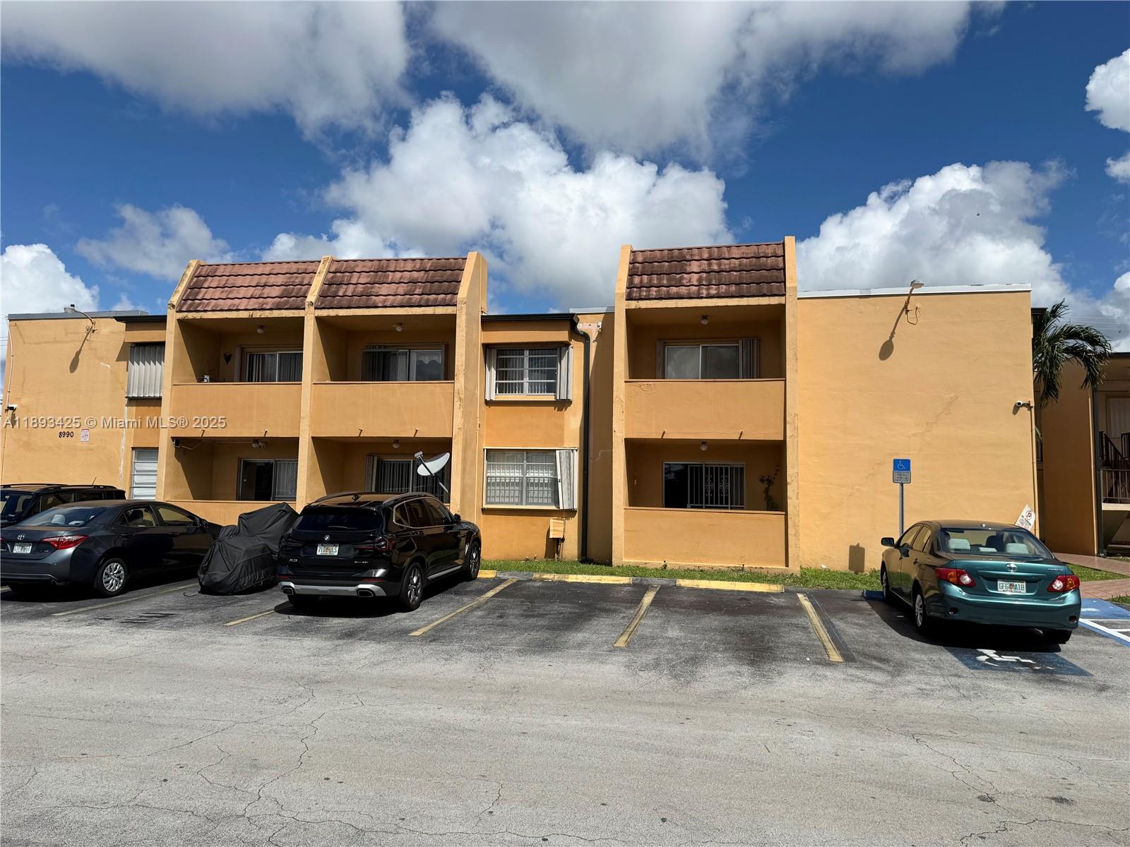 WESTCHESTER LUXURY CONDO - Residential Lease