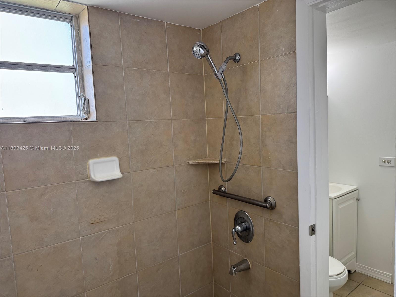 WESTCHESTER LUXURY CONDO - Residential Lease