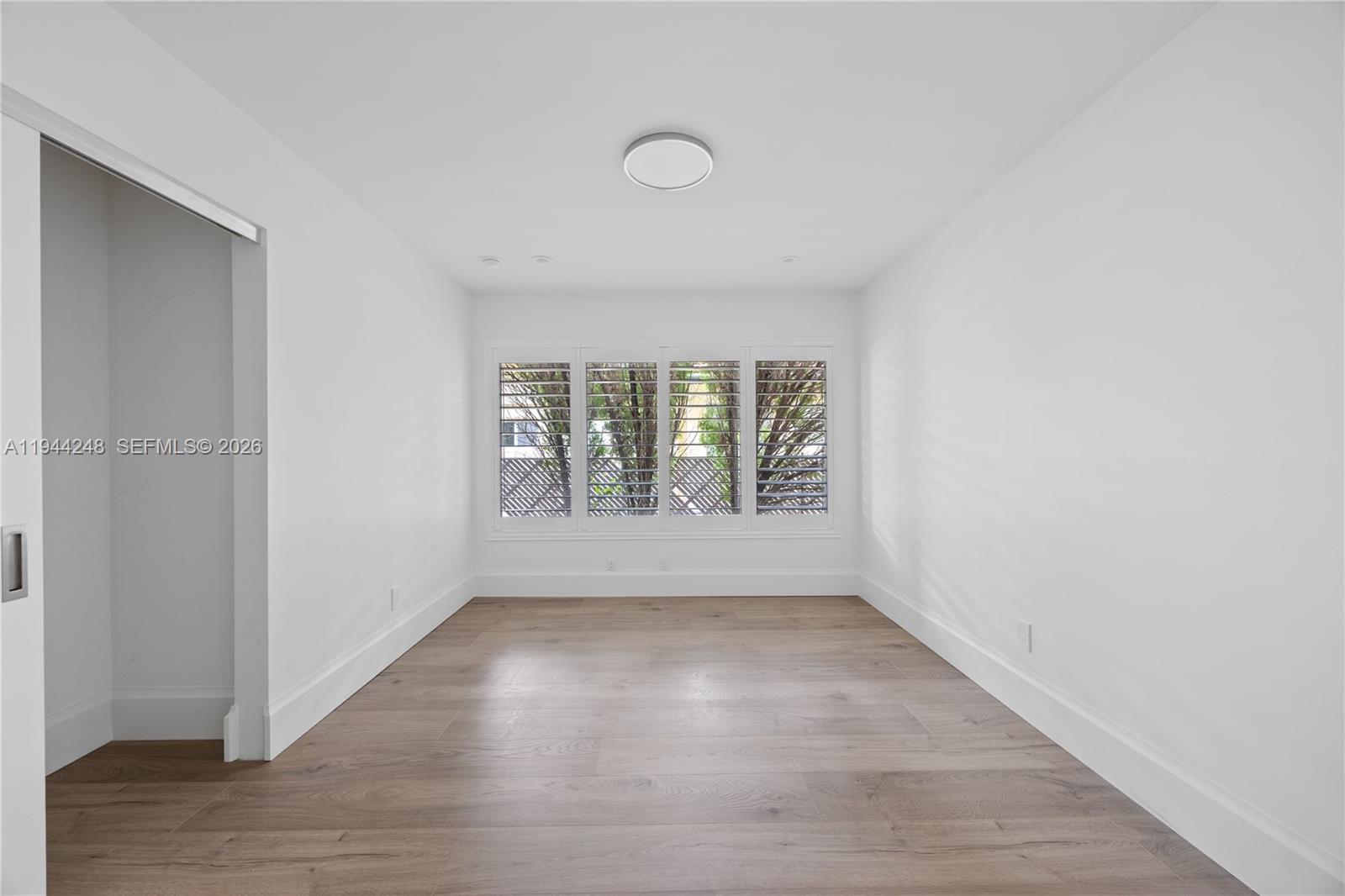 CORAL KEY VILLAS 5TH SEC - Residential