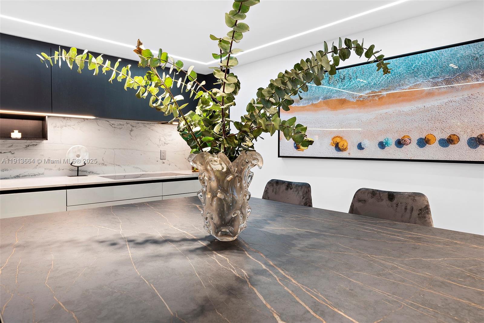 RONEY PALACE CONDO - Residential