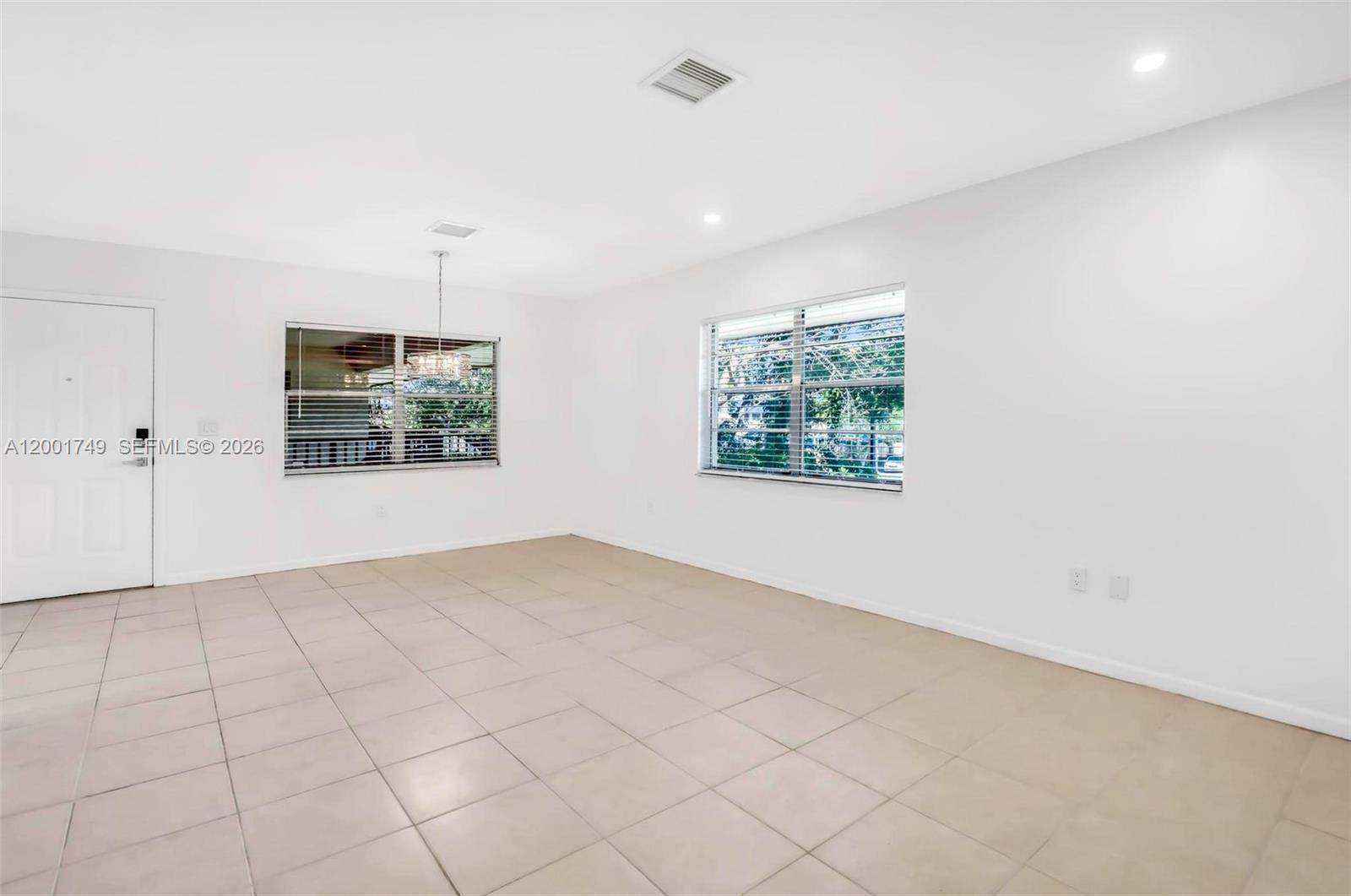 CORAL REEF TOWNHOUSES CON - Residential Lease