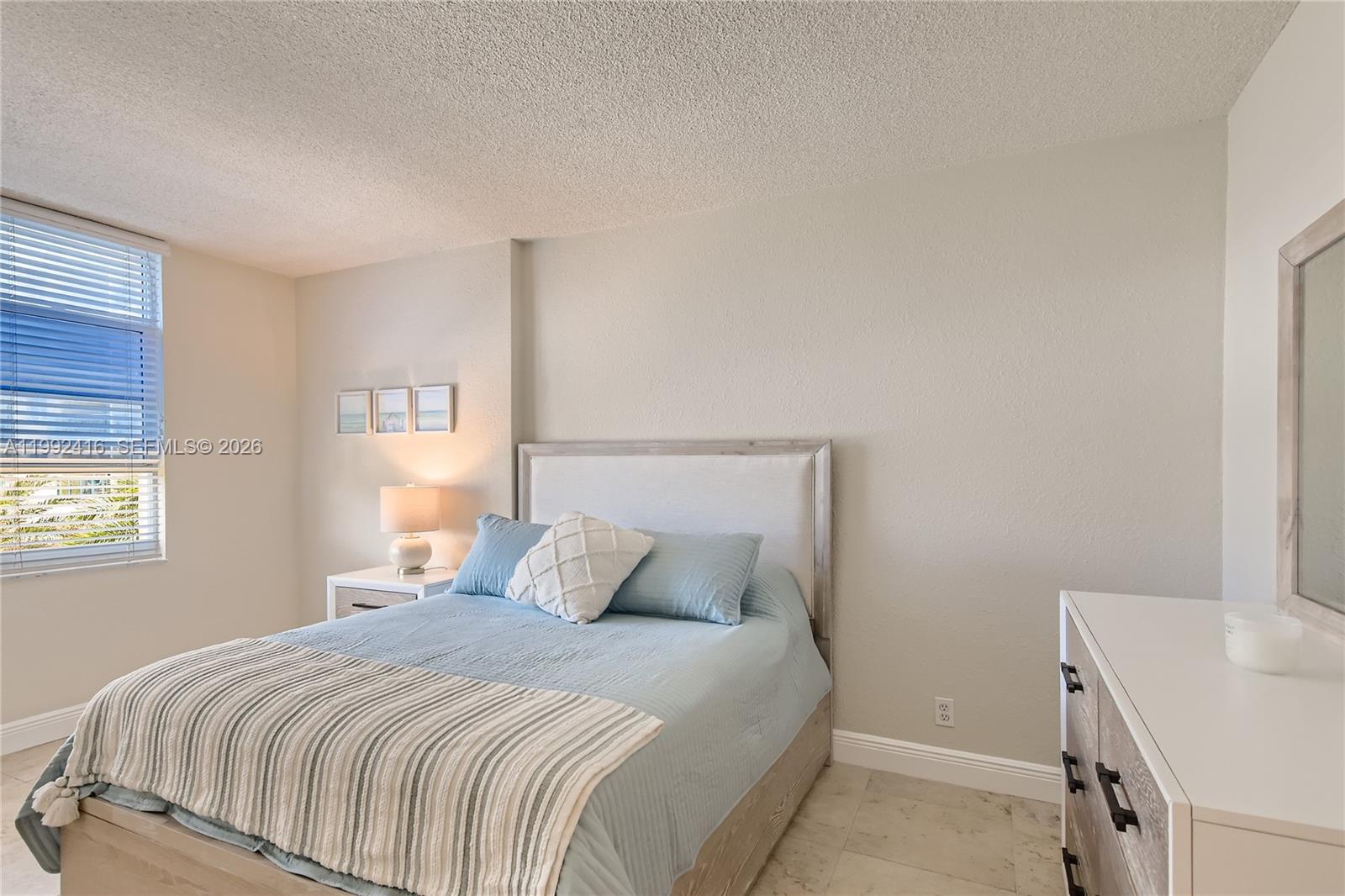 WAVE CONDO - Residential Lease