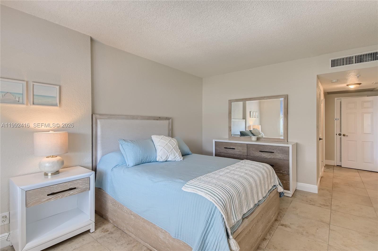 WAVE CONDO - Residential Lease