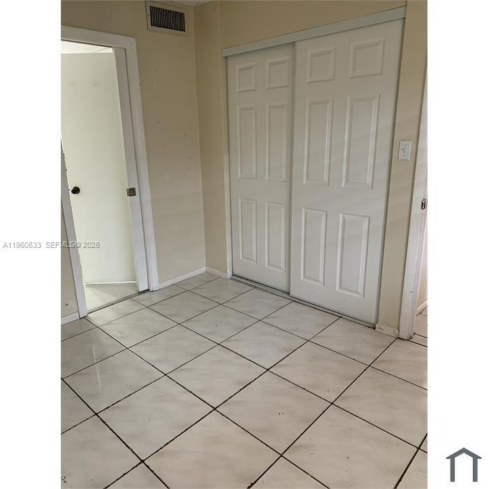 POINT SOUTH CONDO - Residential Lease