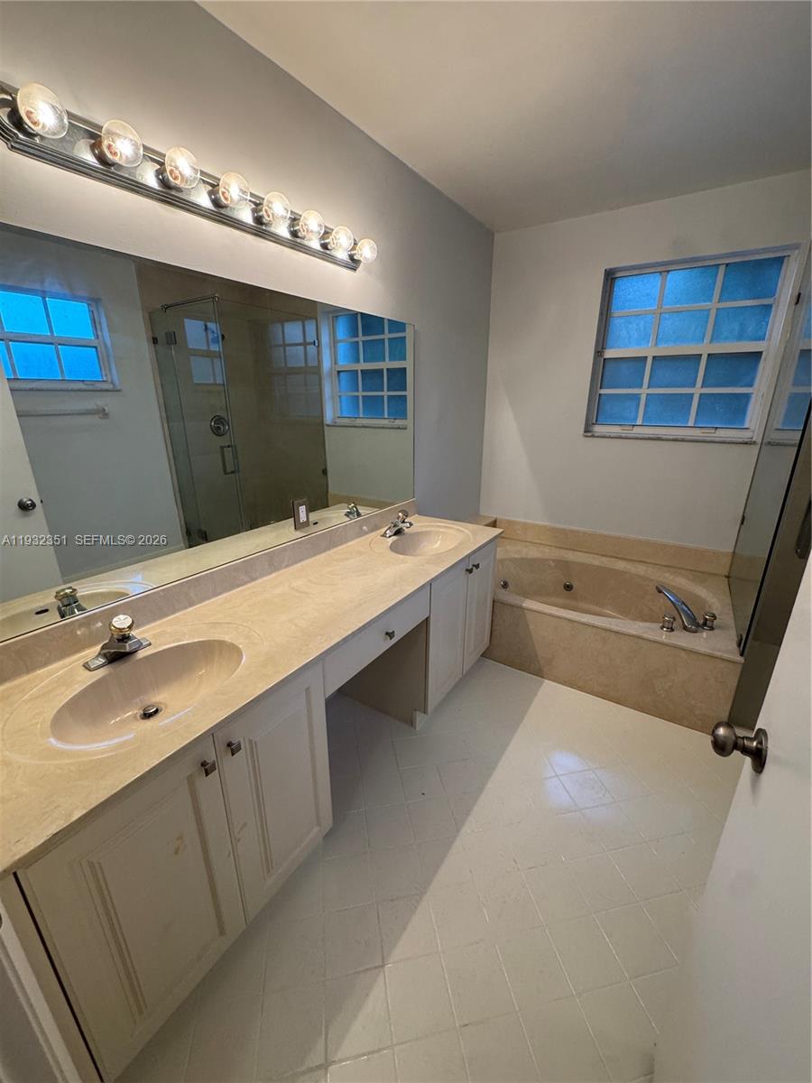 PEMBROKE PINES REGIONAL - Residential Lease