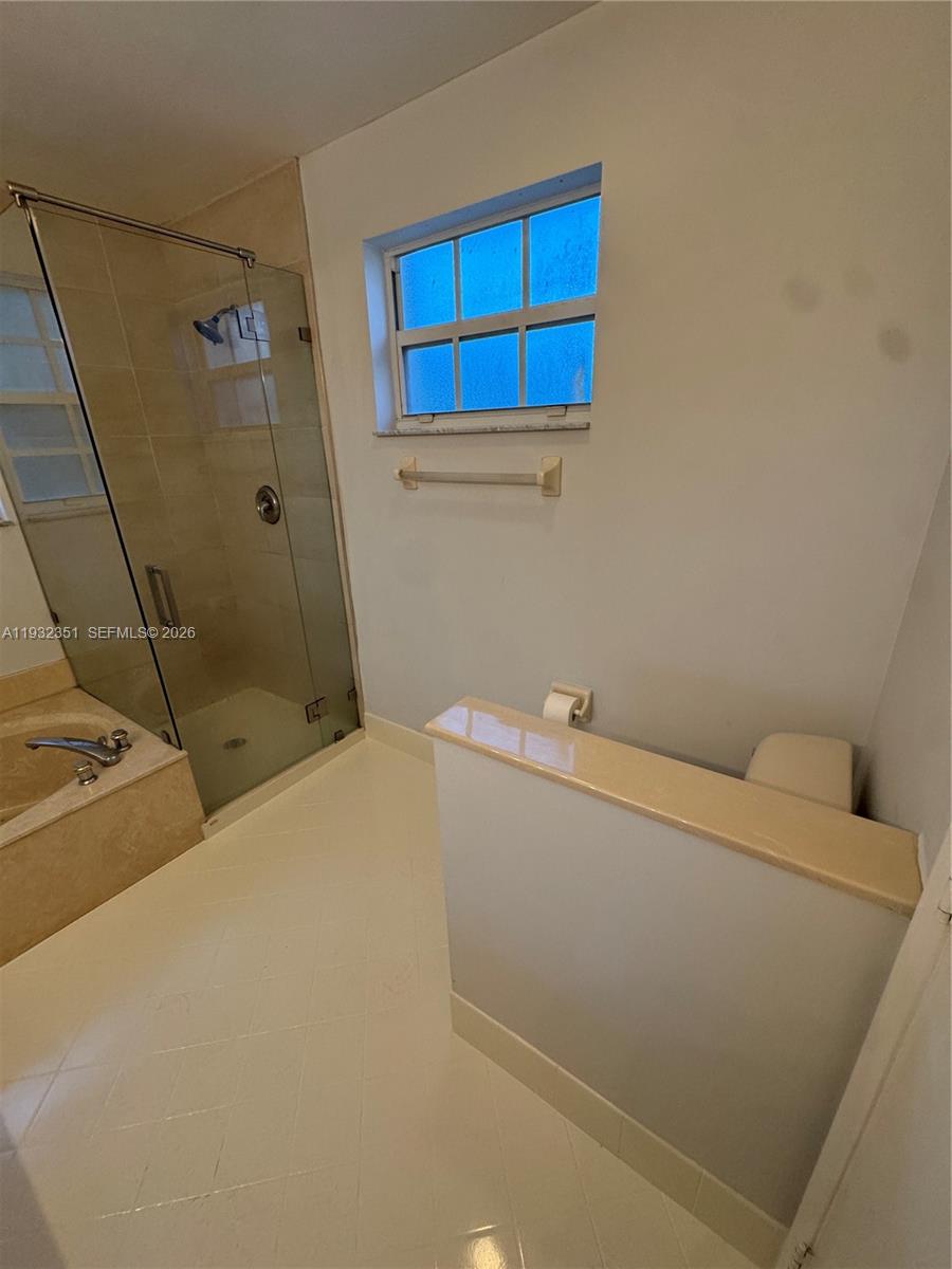 PEMBROKE PINES REGIONAL - Residential Lease