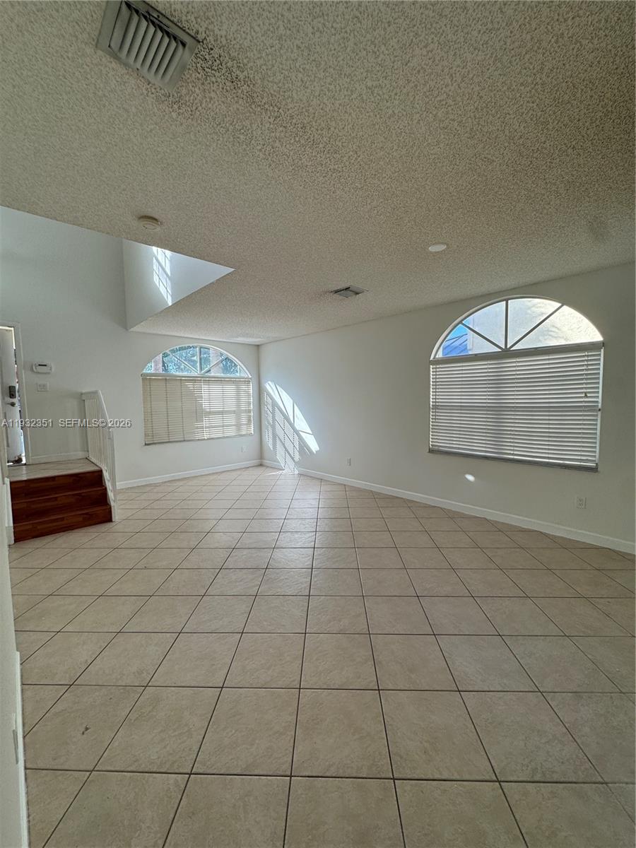 PEMBROKE PINES REGIONAL - Residential Lease