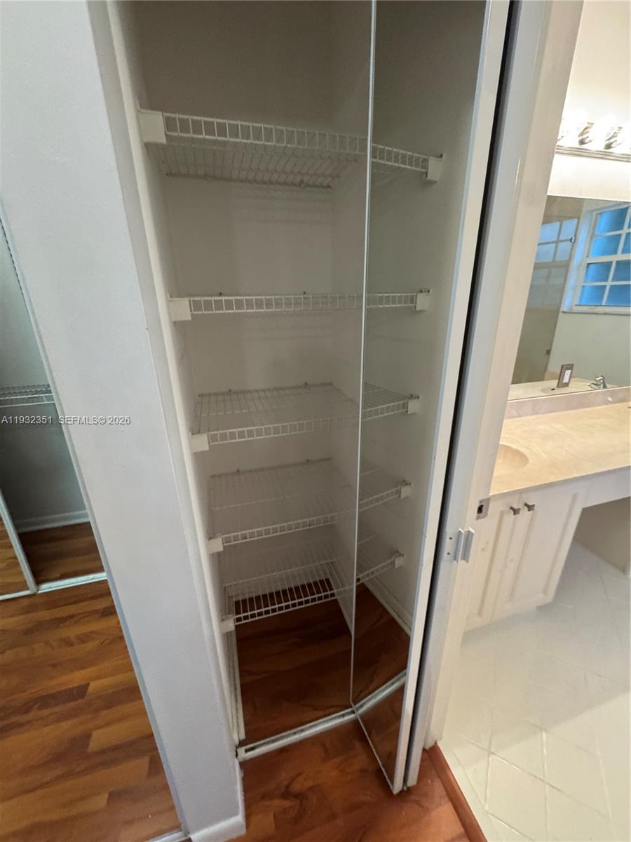 PEMBROKE PINES REGIONAL - Residential Lease