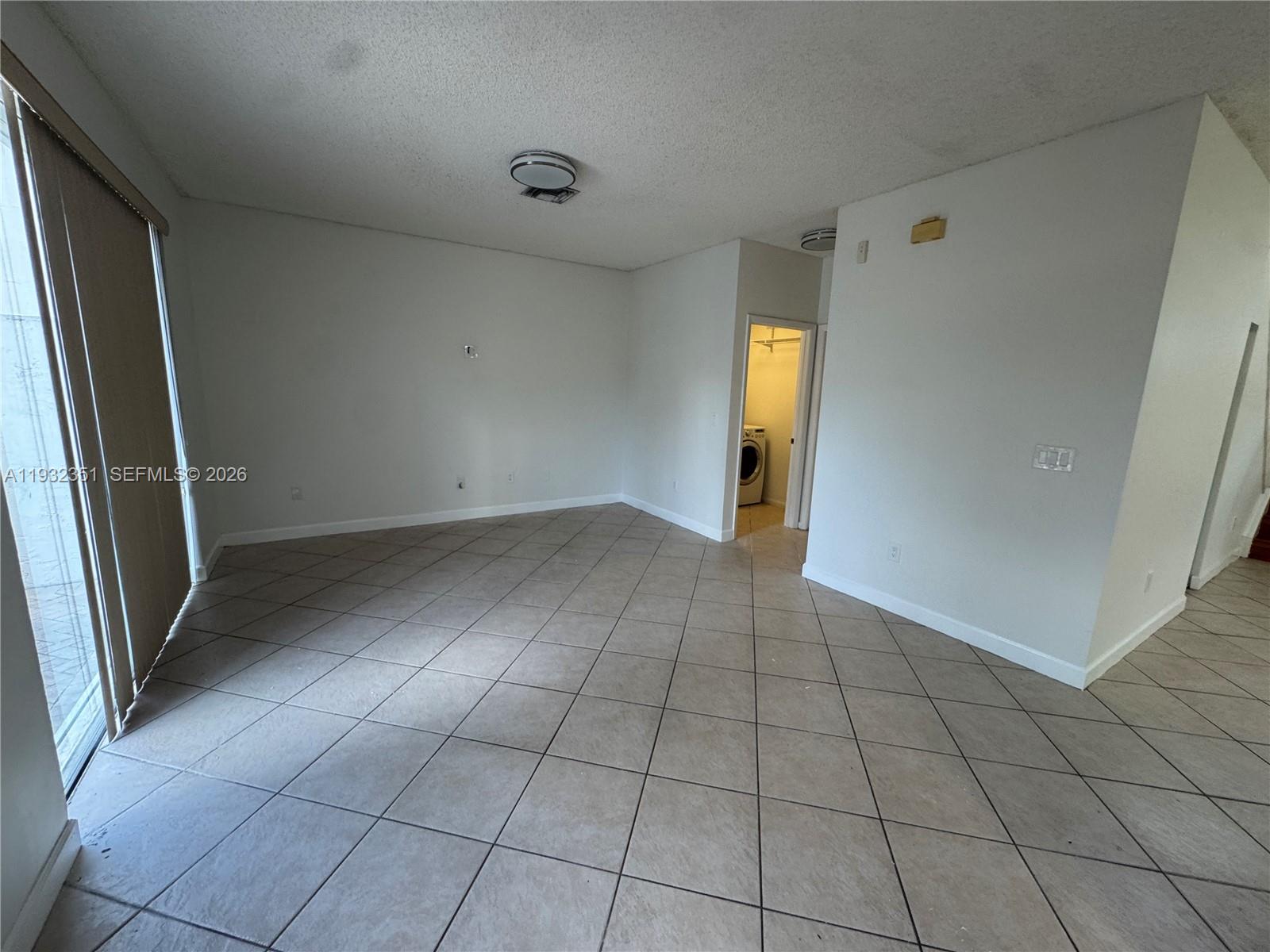 PEMBROKE PINES REGIONAL - Residential Lease