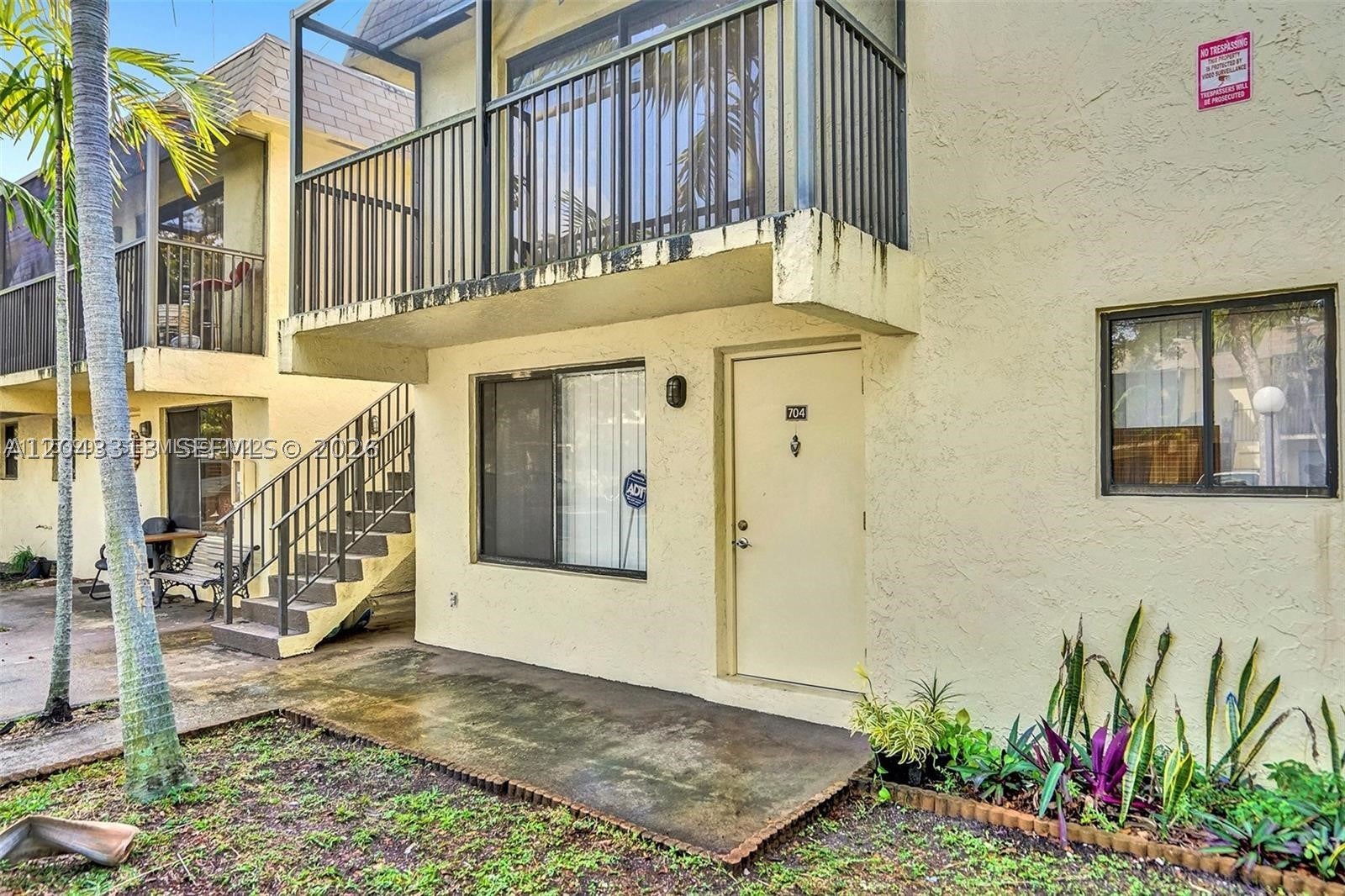 1065 S Flagler Ave