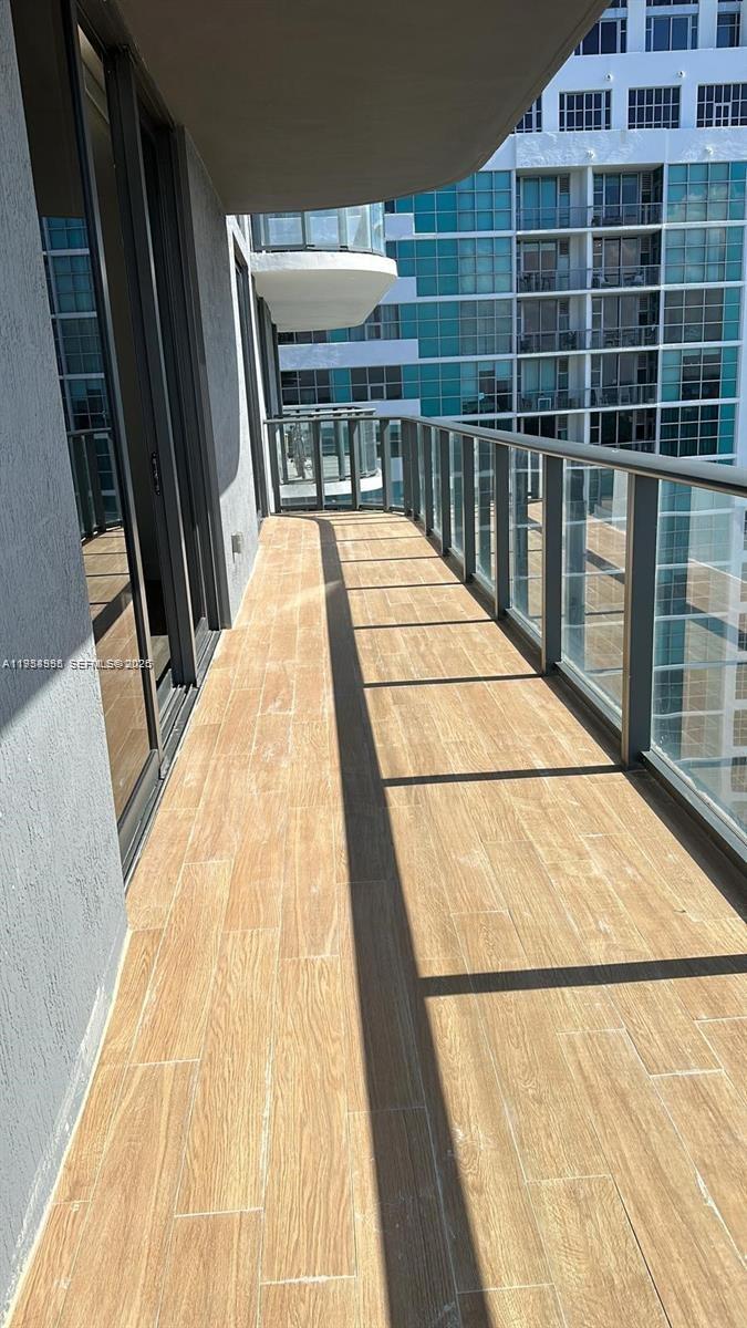 3401 MIDTOWN CONDO - Residential