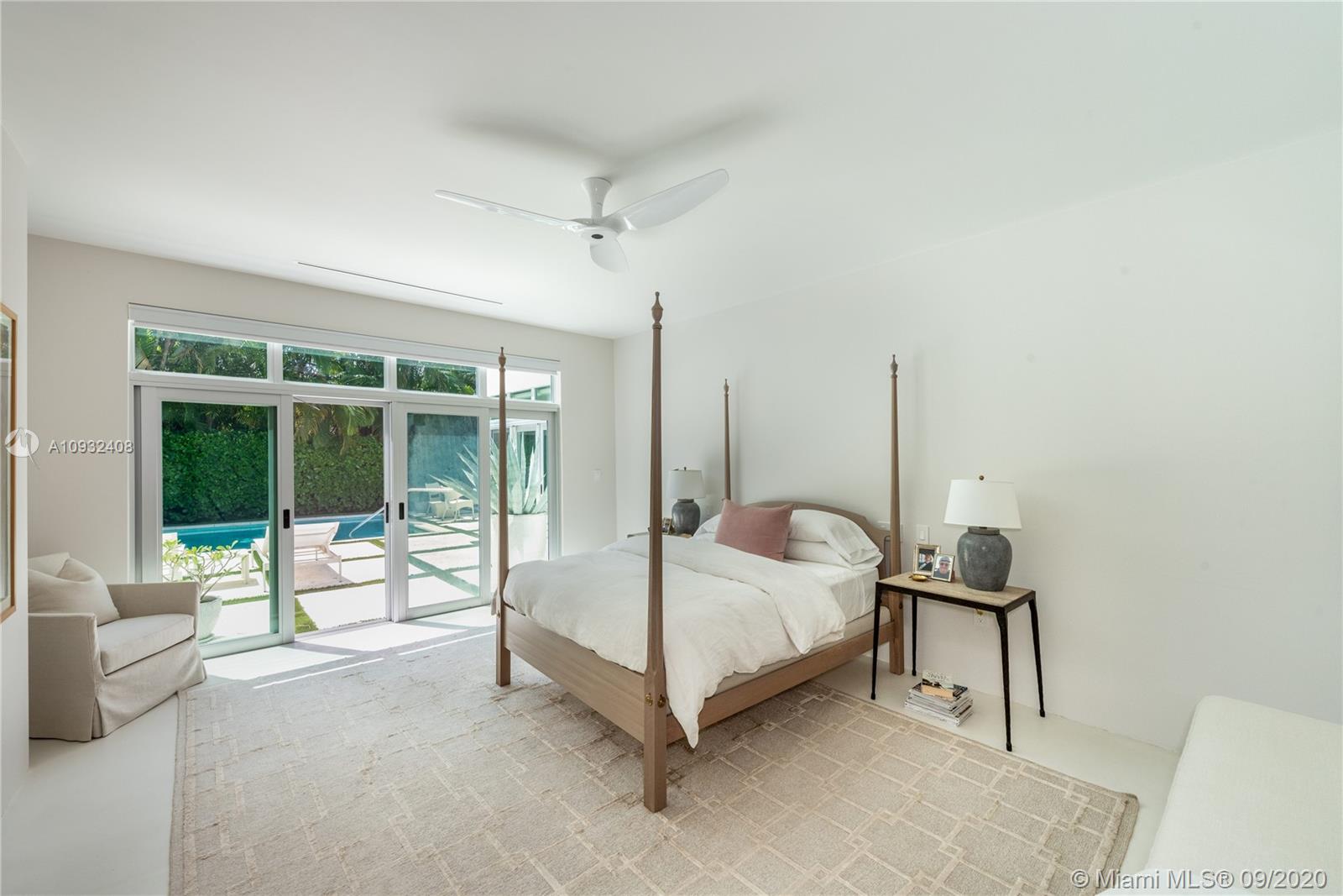 THE MOORINGS - Residential
