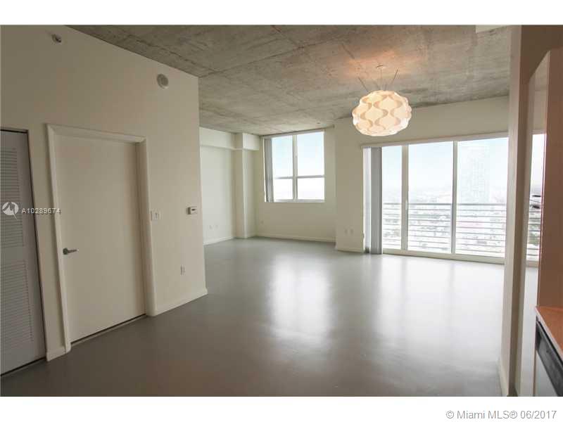 THE LOFT DOWNTOWN II COND - Residential Lease