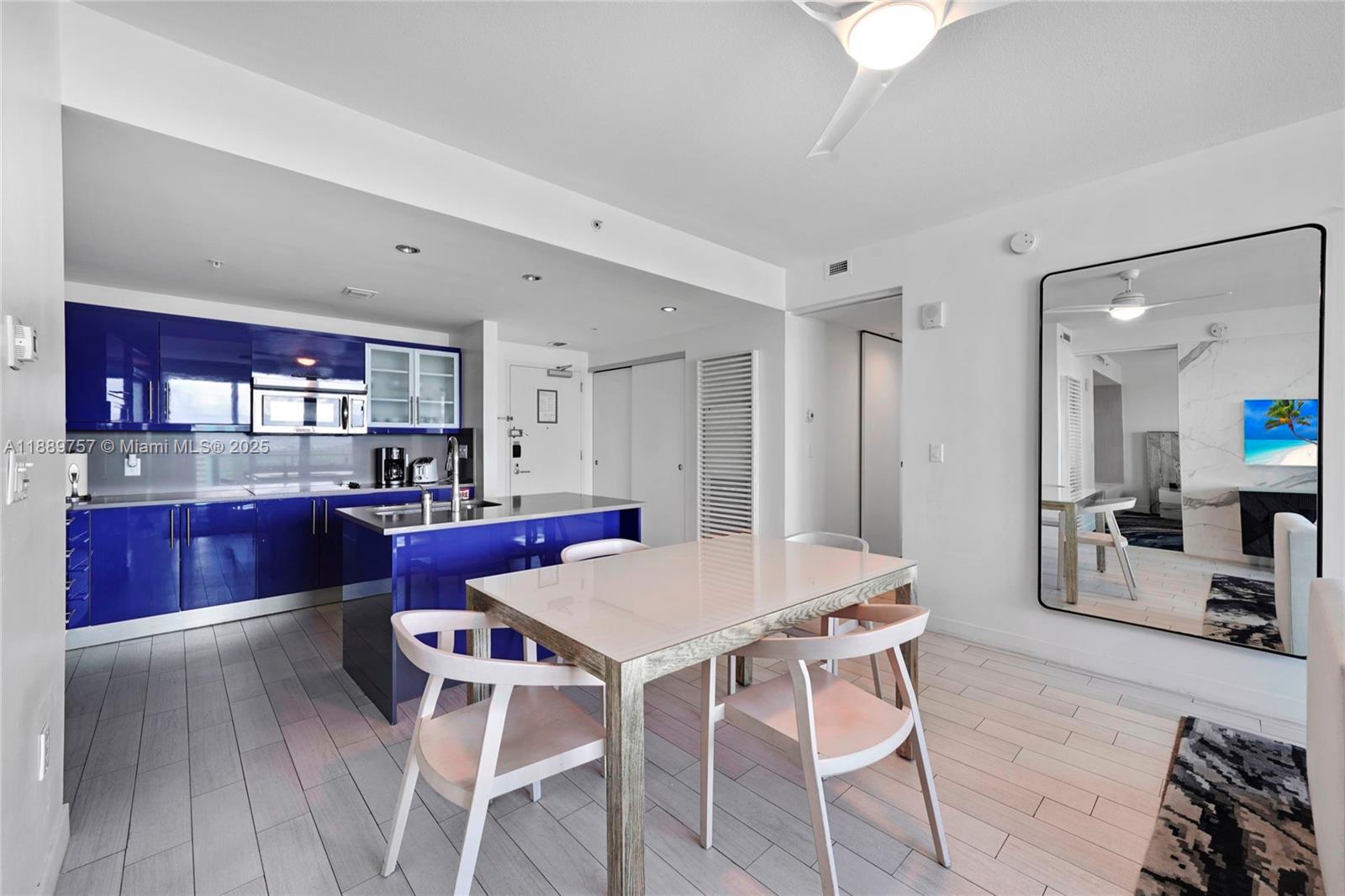 FORT LAUDERDALE RESIDENCE - Residential