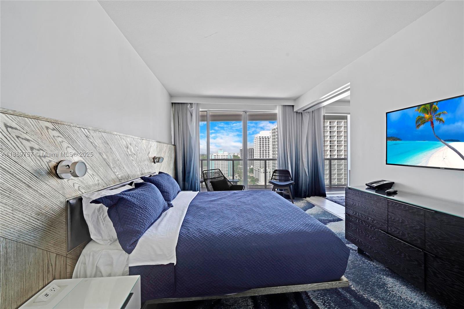 FORT LAUDERDALE RESIDENCE - Residential