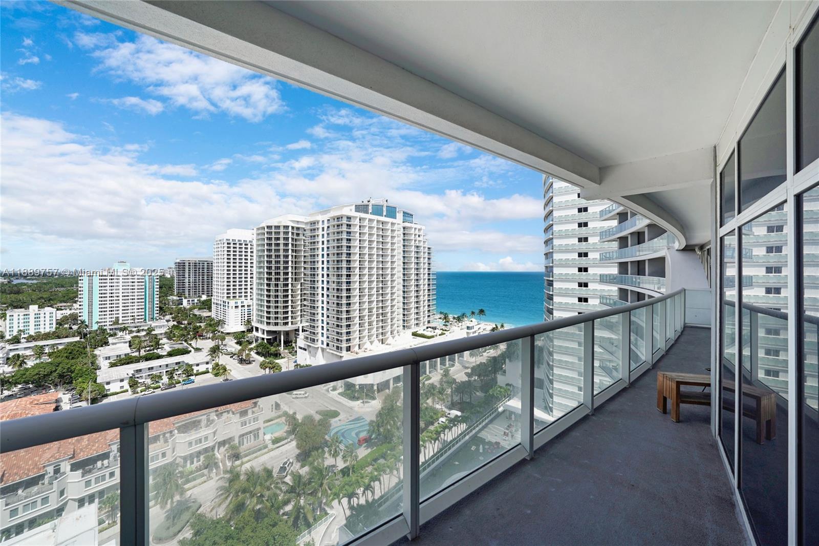 FORT LAUDERDALE RESIDENCE - Residential