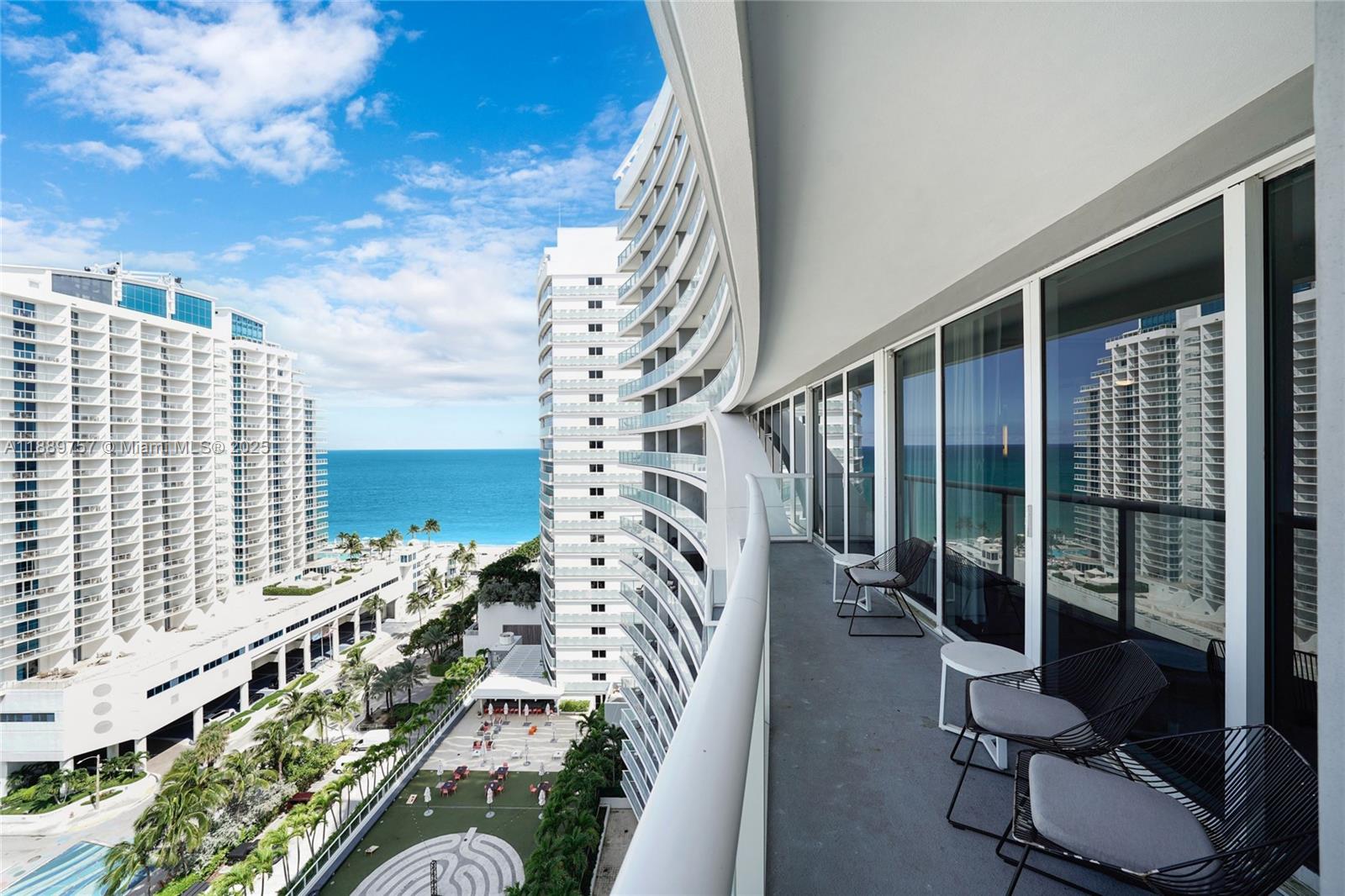FORT LAUDERDALE RESIDENCE - Residential
