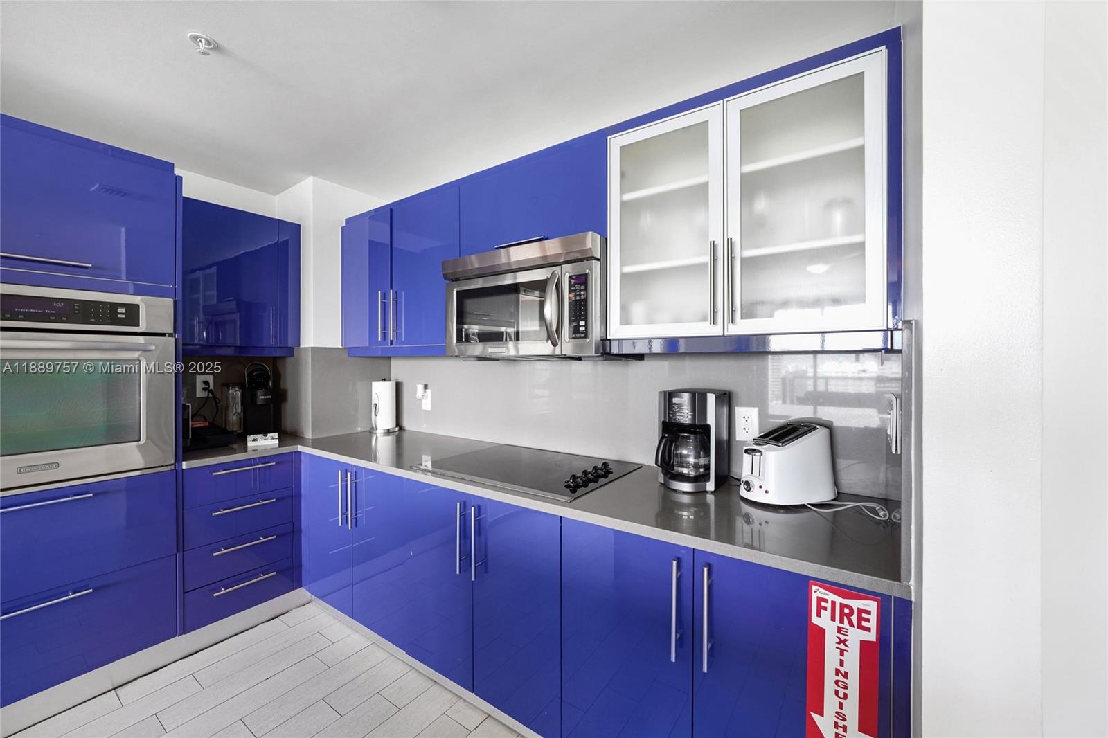 FORT LAUDERDALE RESIDENCE - Residential