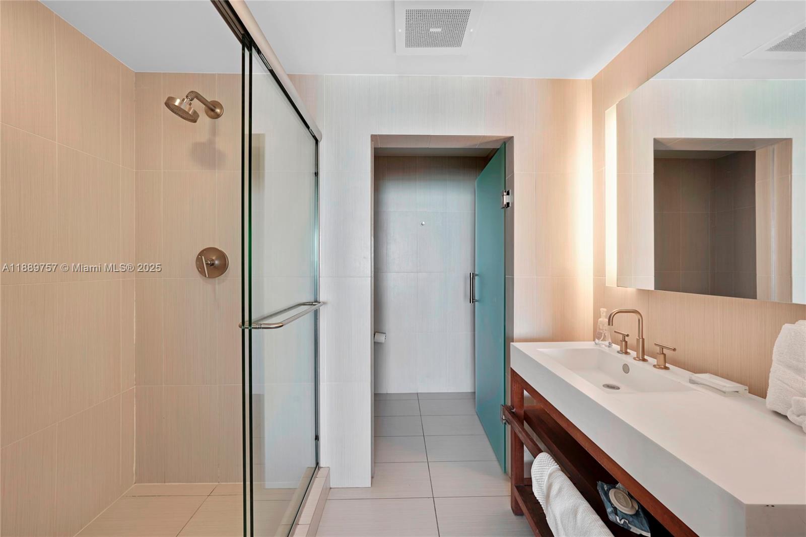 FORT LAUDERDALE RESIDENCE - Residential