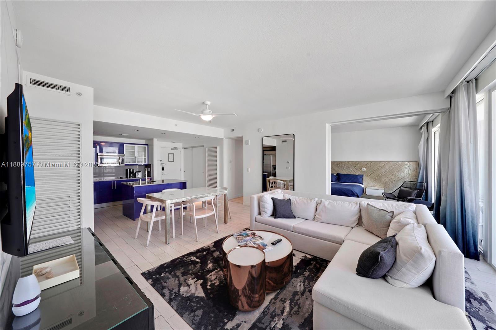 FORT LAUDERDALE RESIDENCE - Residential
