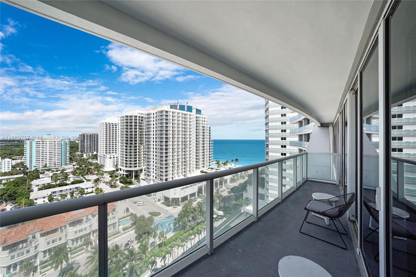 FORT LAUDERDALE RESIDENCE - Residential