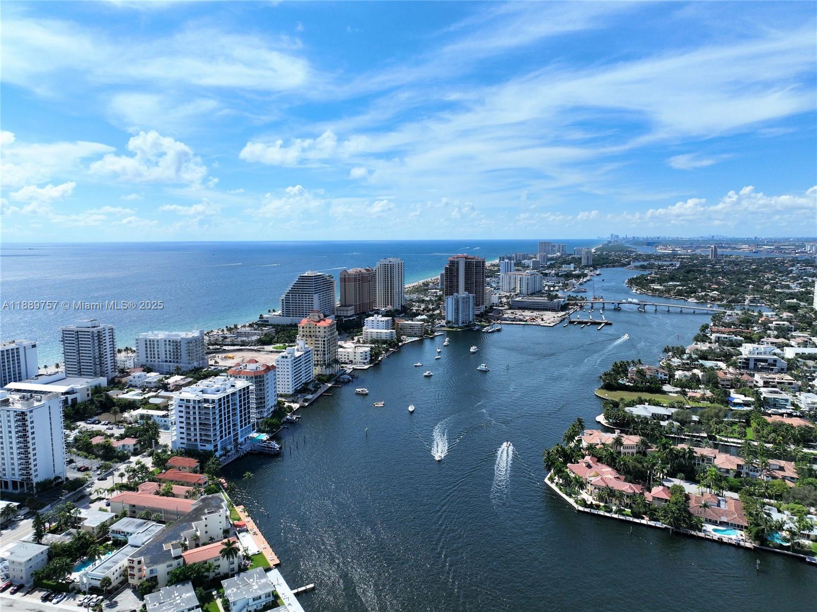 FORT LAUDERDALE RESIDENCE - Residential