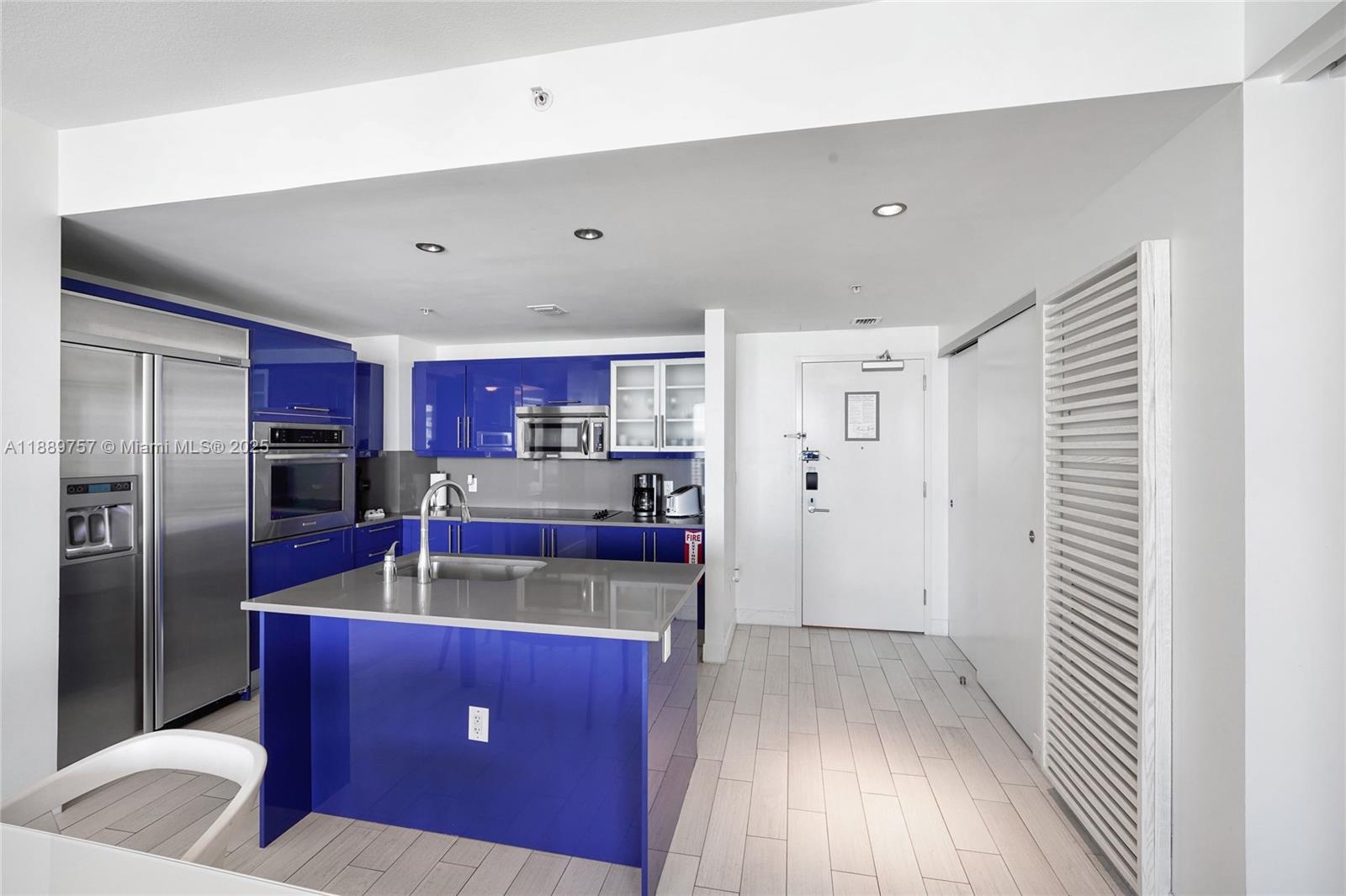 FORT LAUDERDALE RESIDENCE - Residential