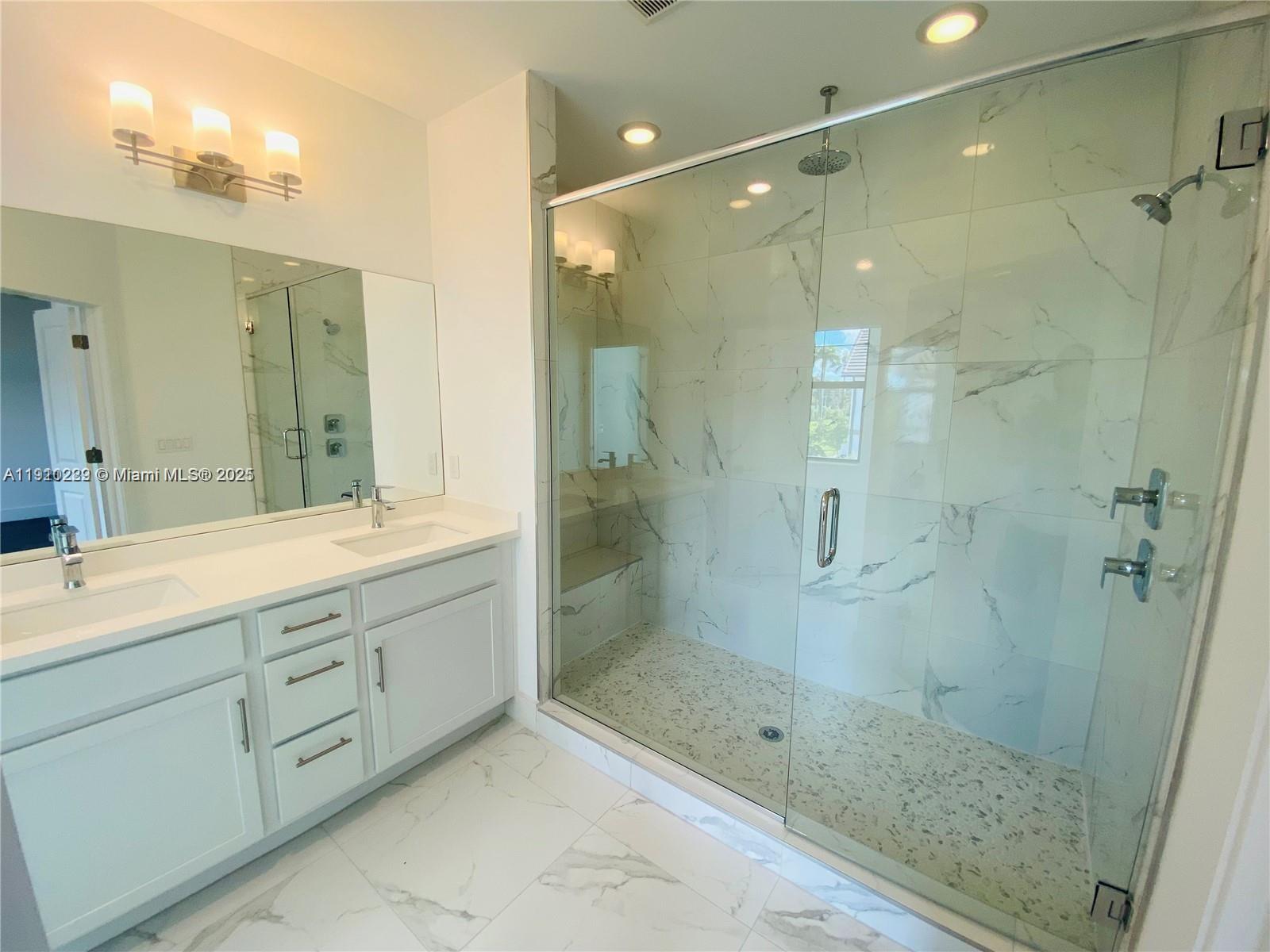 CANAL GROVES - Residential Lease