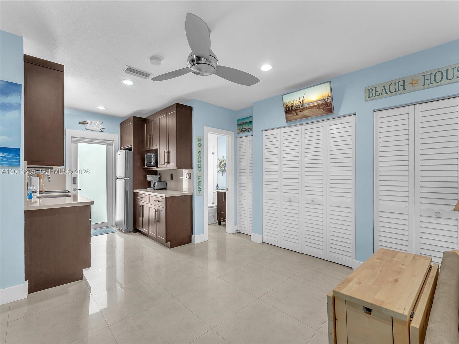 WINDWOOD SEAS CONDO - Residential