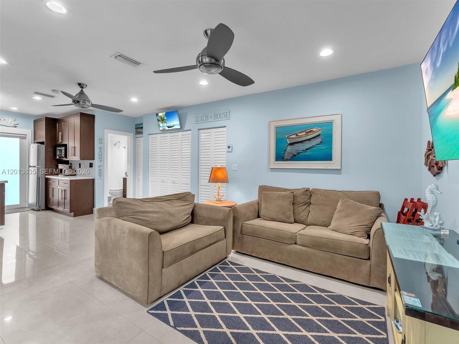 WINDWOOD SEAS CONDO - Residential