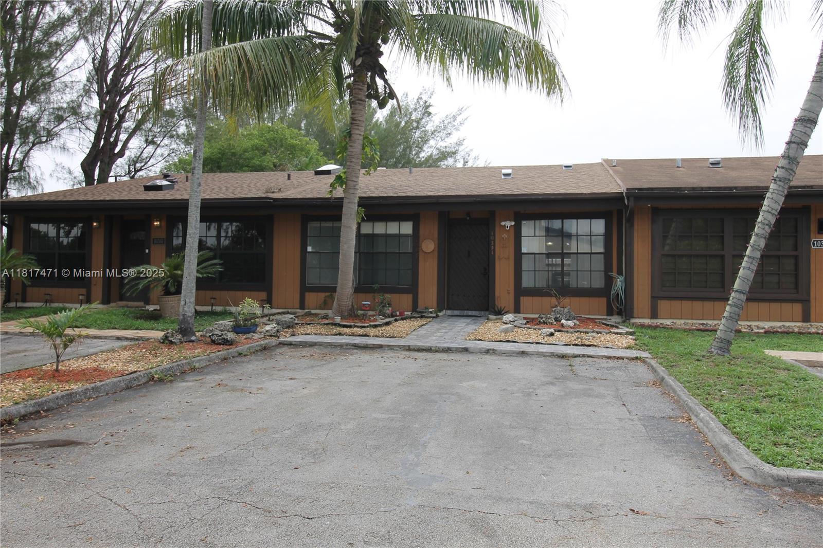 10351 Juniper Ct 10351