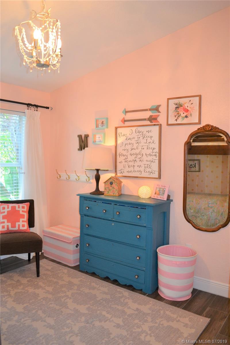 WYNDHAM LAKES NORTH - Residential