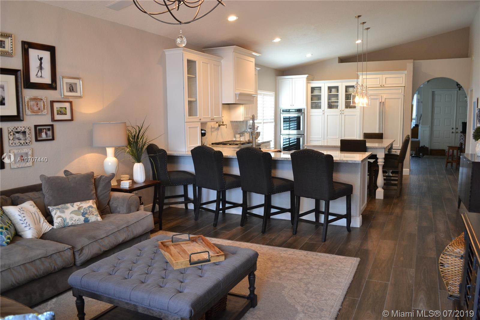 WYNDHAM LAKES NORTH - Residential