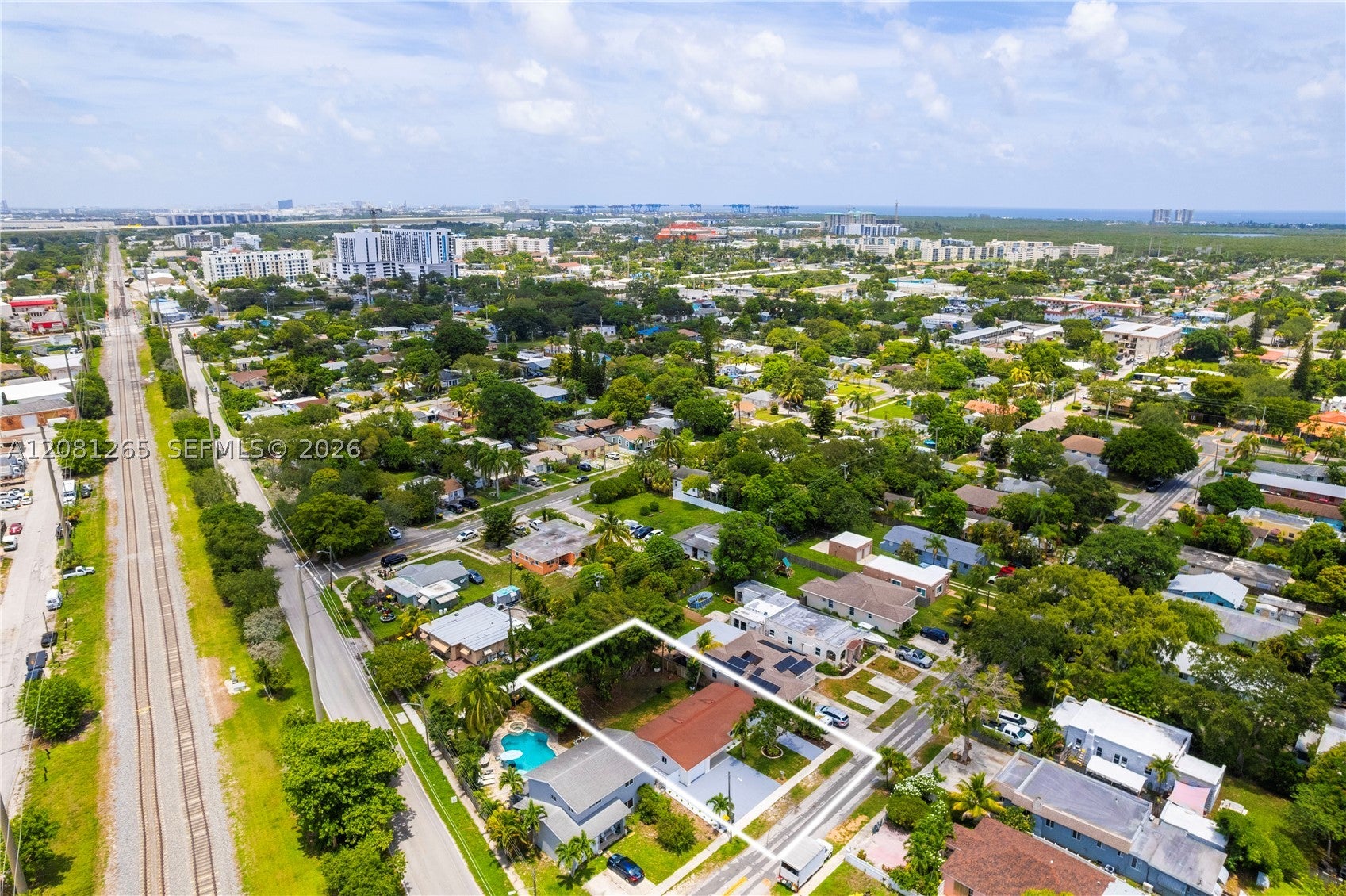 254 SW 4th St, Dania Beach FL 33004
