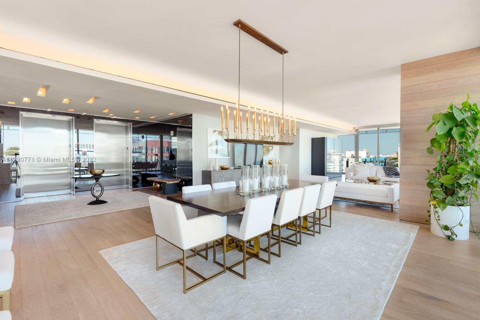 GLASS 120 CONDO - Residential