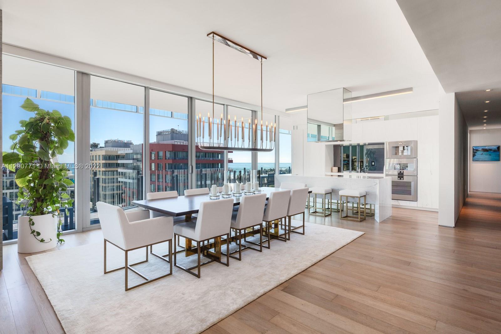 GLASS 120 CONDO - Residential