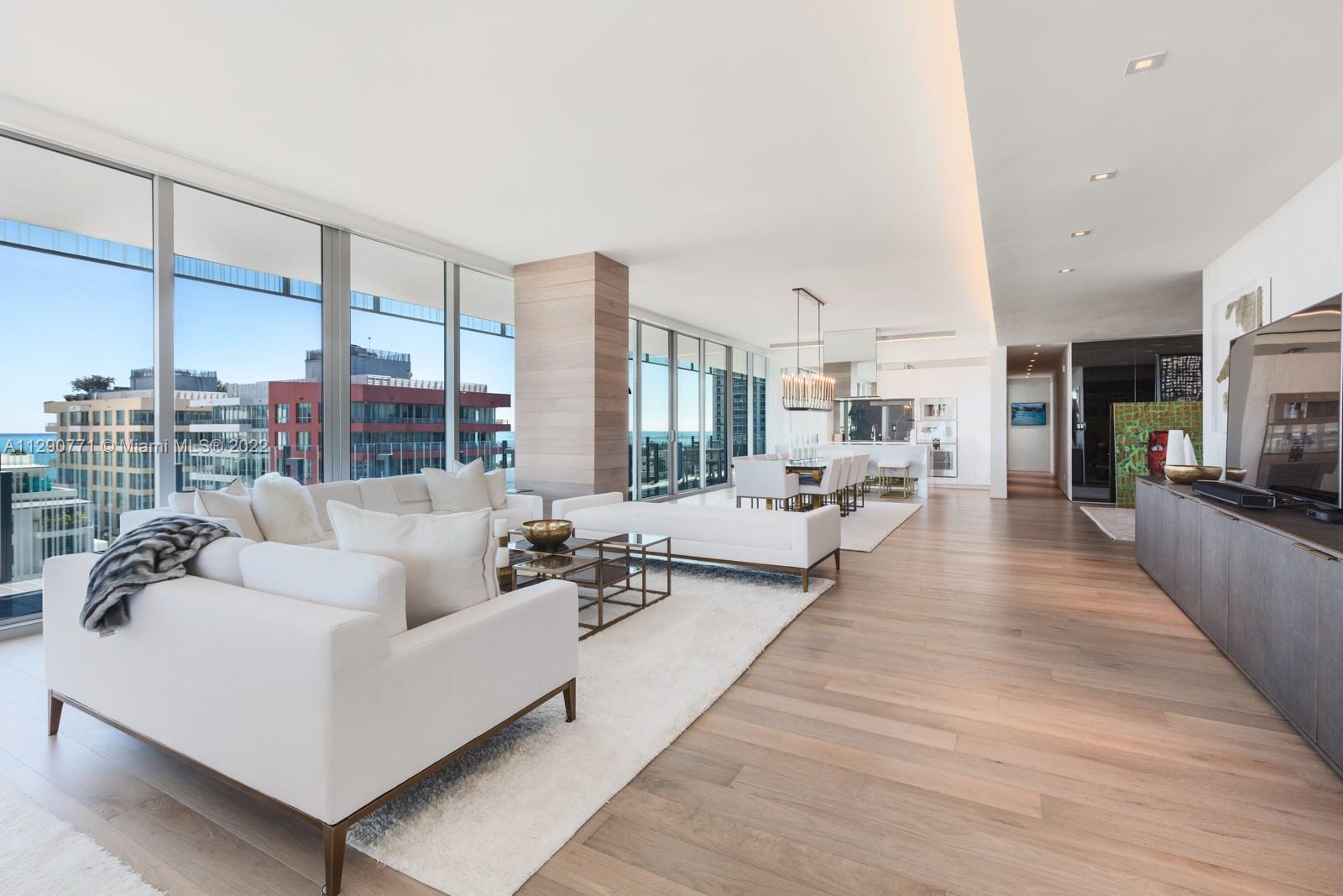 GLASS 120 CONDO - Residential