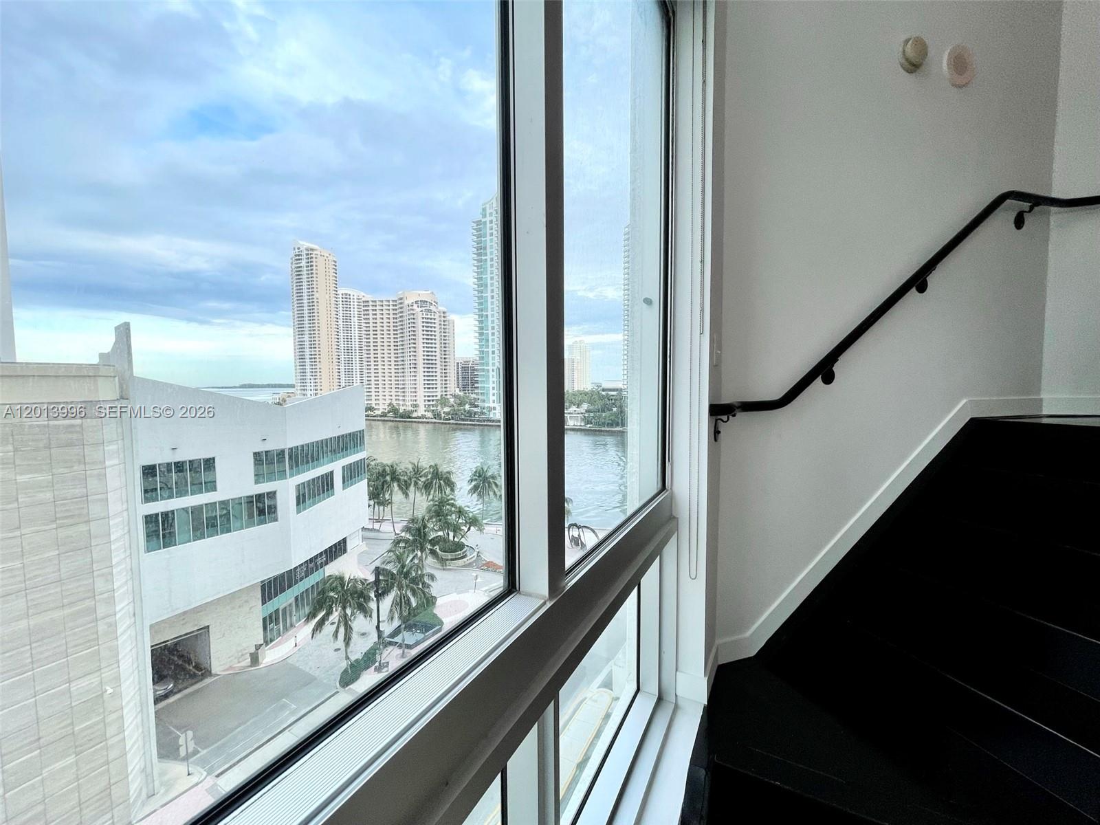 300 S Biscayne Blvd L-830