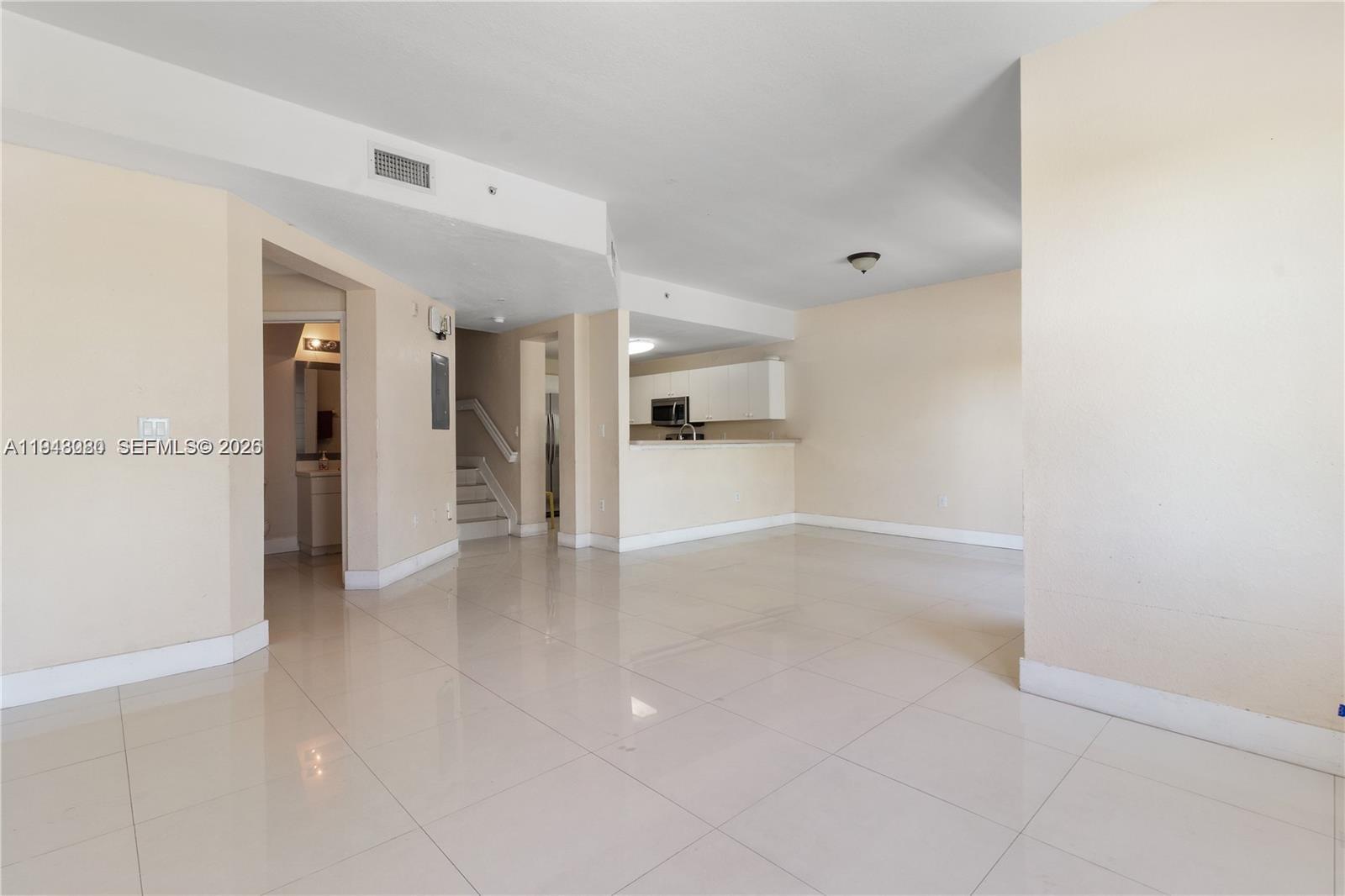 PROMENADE SHORES AT DORAL - Residential Lease