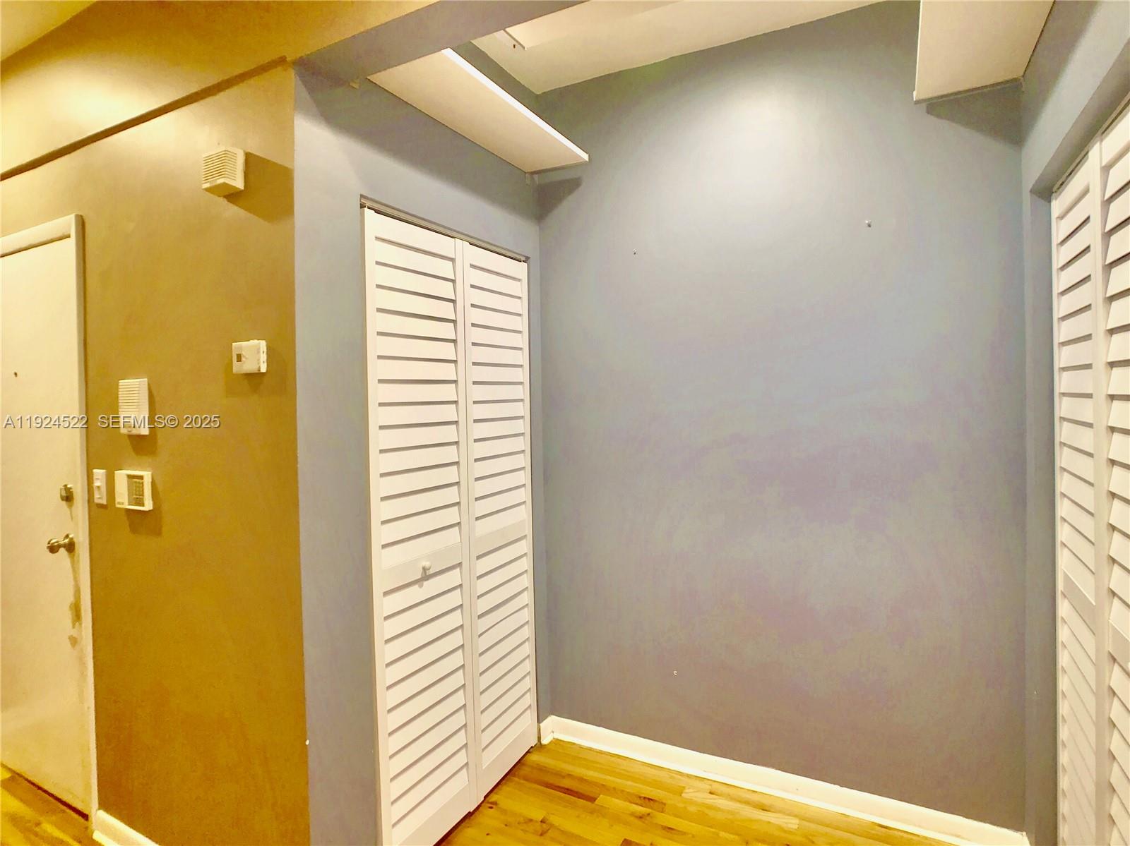 ARVILLA CONDO - Residential