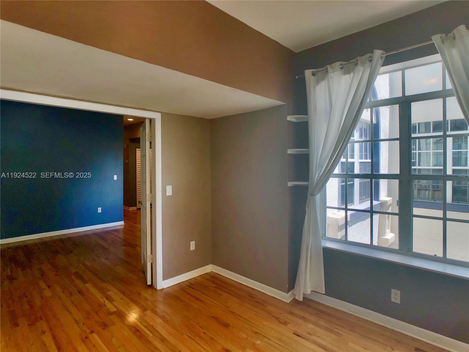 ARVILLA CONDO - Residential