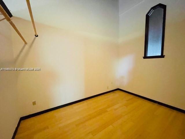 HOLLYWOOD GARDENS - Residential