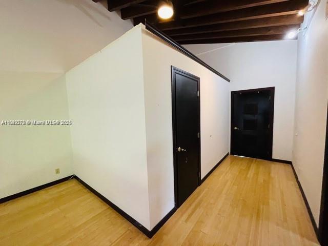 HOLLYWOOD GARDENS - Residential