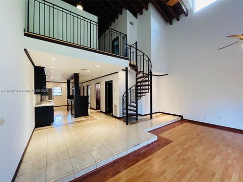 Photo of 3911 Farragut St #3911, Hollywood, FL 33021 (MLS # A11899278)