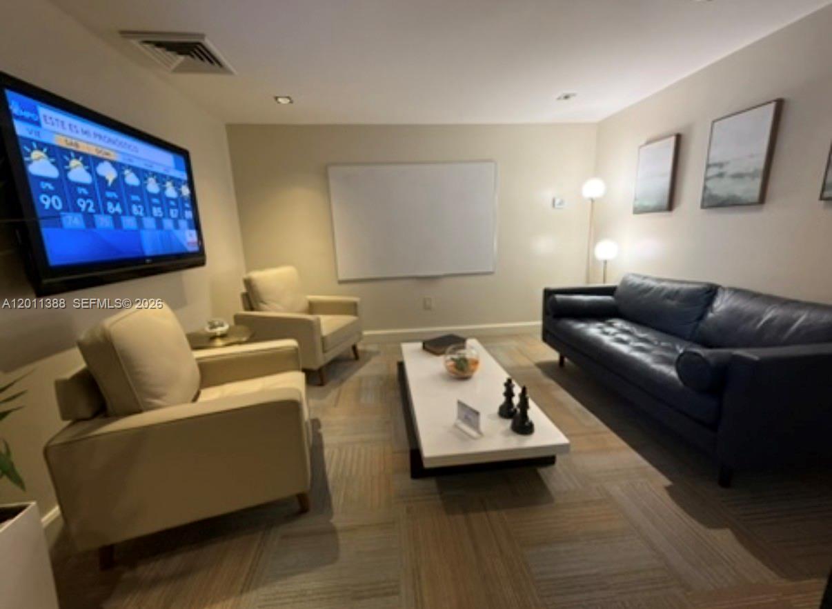 THE PLAZA 851 BRICKELL CO - Residential Lease
