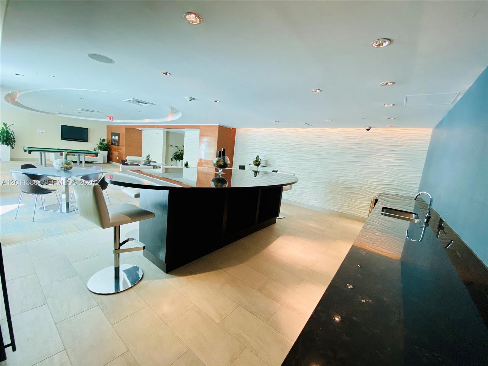 THE PLAZA 851 BRICKELL CO - Residential Lease